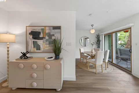 $369,000 | 666 Oakland Avenue, Unit 105, Oakland, CA 94611