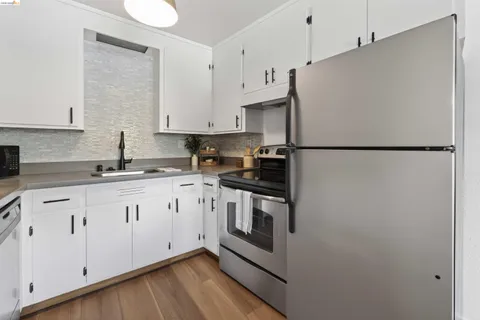 $369,000 | 666 Oakland Avenue, Unit 105, Oakland, CA 94611