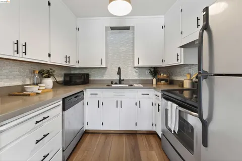 $369,000 | 666 Oakland Avenue, Unit 105, Oakland, CA 94611