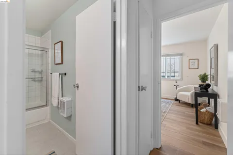$369,000 | 666 Oakland Avenue, Unit 105, Oakland, CA 94611