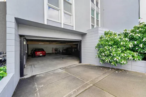 $369,000 | 666 Oakland Avenue, Unit 105, Oakland, CA 94611