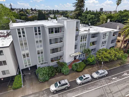 $369,000 | 666 Oakland Avenue, Unit 105, Oakland, CA 94611