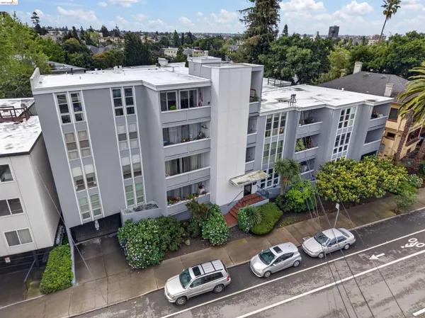 $369,000 | 666 Oakland Avenue, Unit 105, Oakland, CA 94611