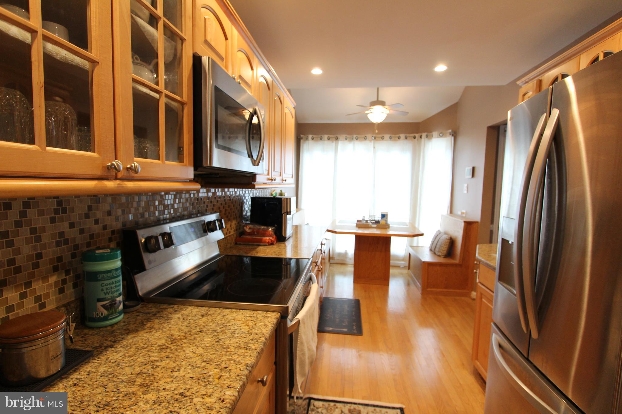 5145 Columbia Road, Unit 831 Columbia, MD 21044 - Photo 11 of 38 Kitchen