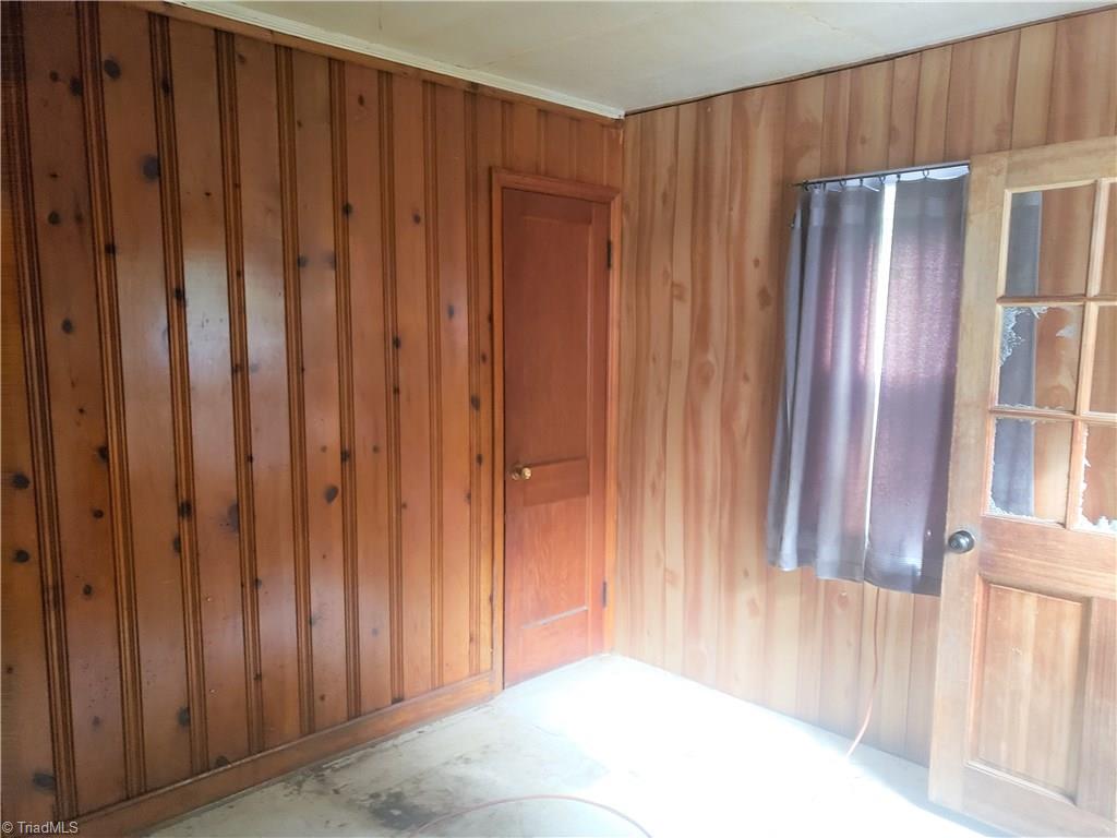 1537 Skeet Club Road High Point, NC 27265 - Photo 14 of 20 Gallery Image 14
