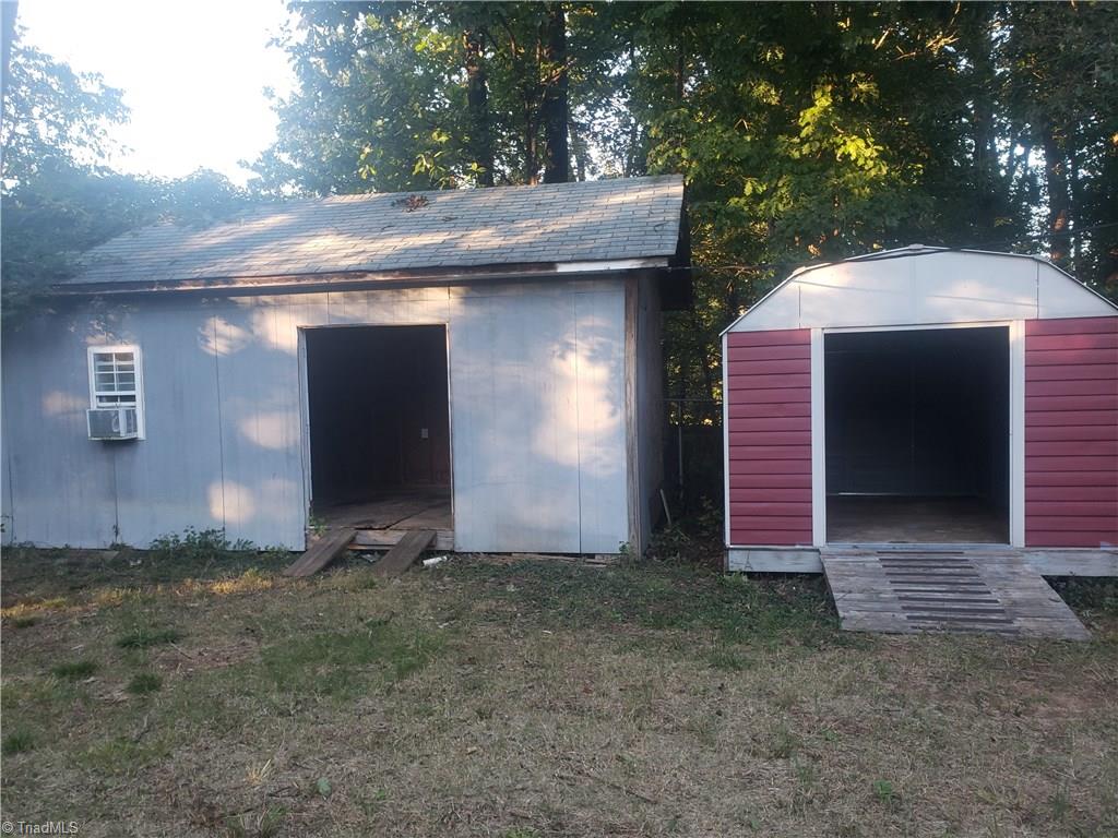 1537 Skeet Club Road High Point, NC 27265 - Photo 20 of 20 Gallery Image 20