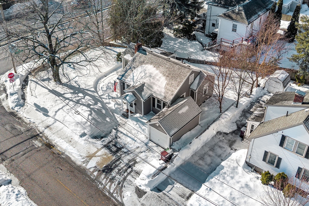 8 Sumner Street Dedham, MA 02026 - Photo 3 of 37