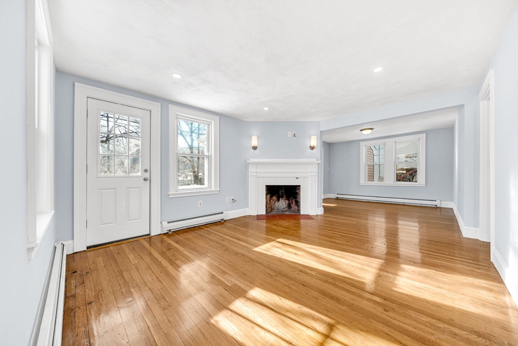 8 Sumner Street Dedham, MA 02026 - Photo 6 of 37