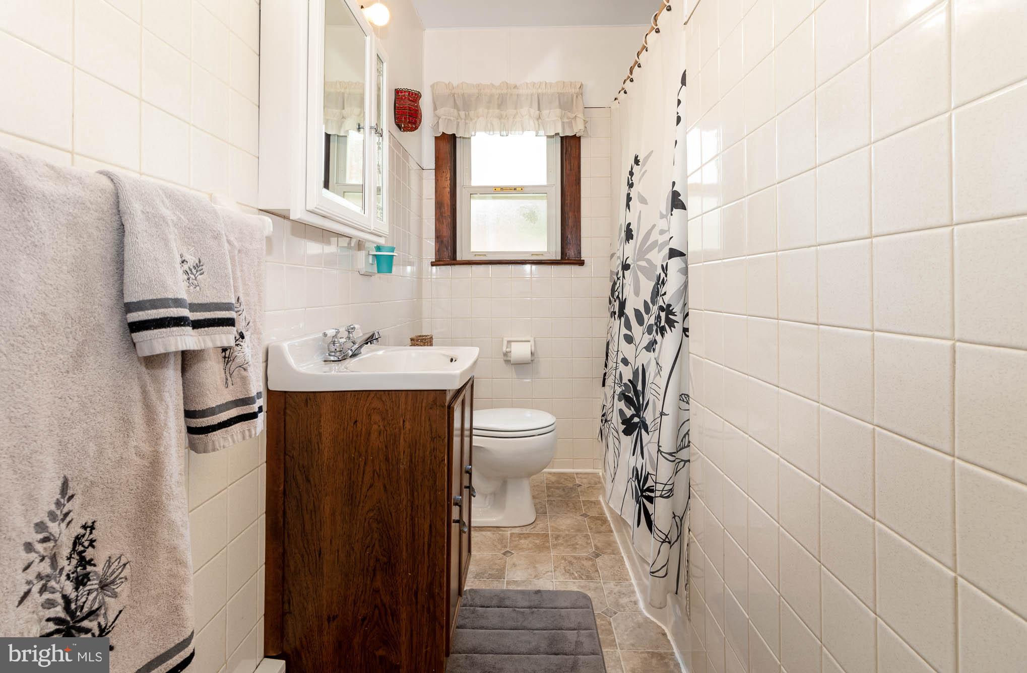 3 Locust Street Gettysburg, PA 17325 - Photo 15 of 25