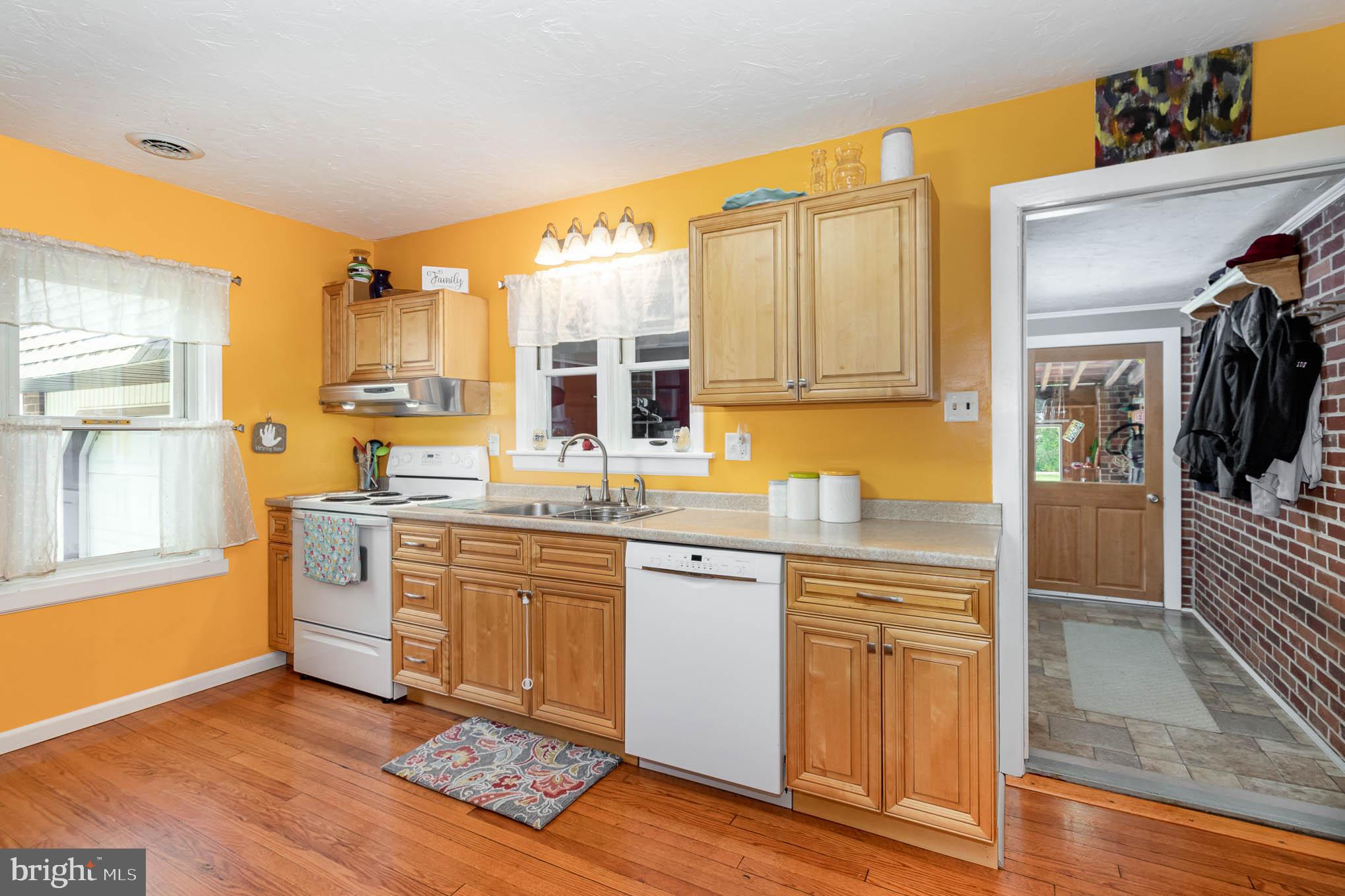 3 Locust Street Gettysburg, PA 17325 - Photo 9 of 25