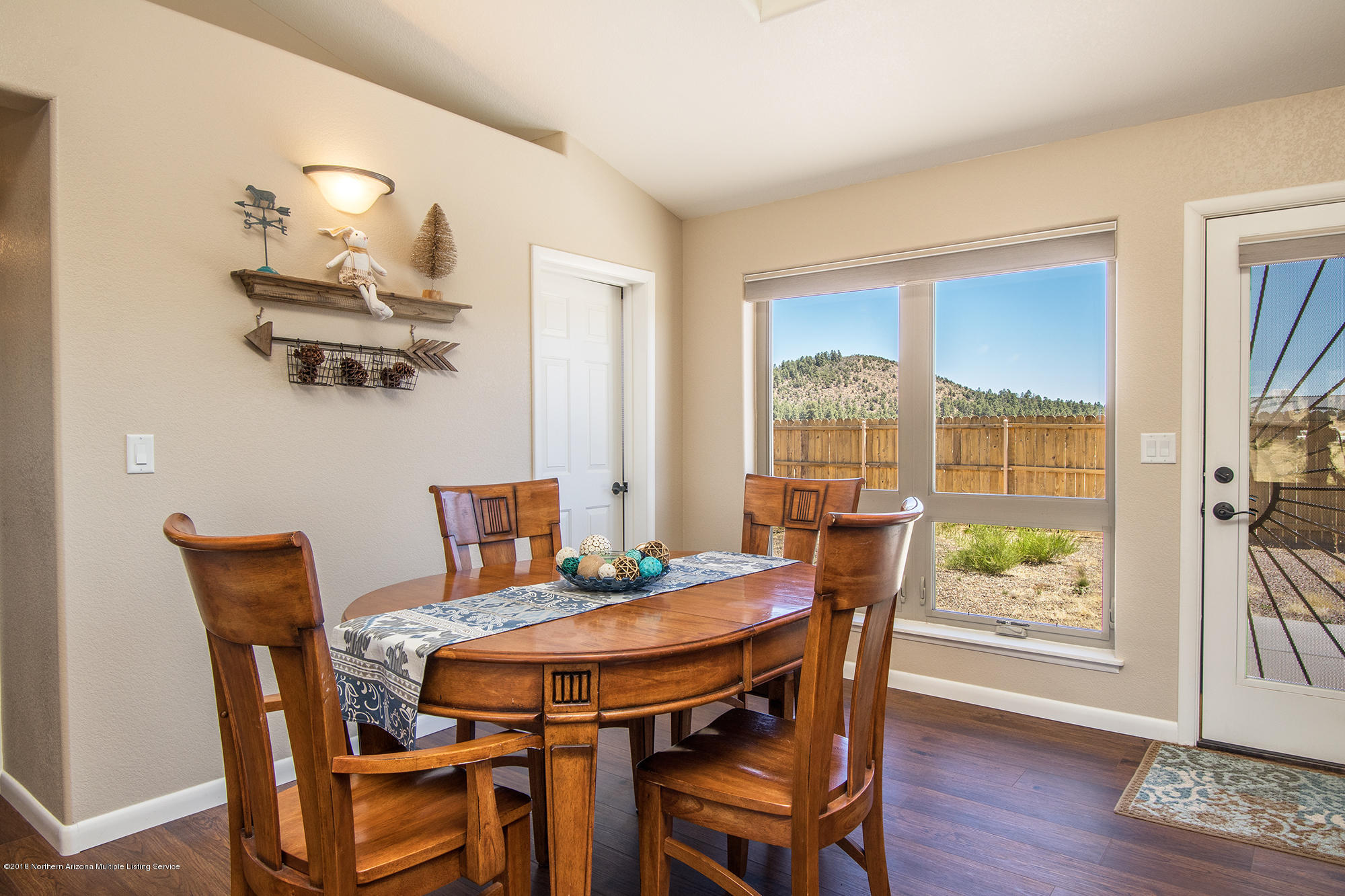 9783 Colfax Road Flagstaff, AZ 86004 - Photo 11 of 24 Dining Room