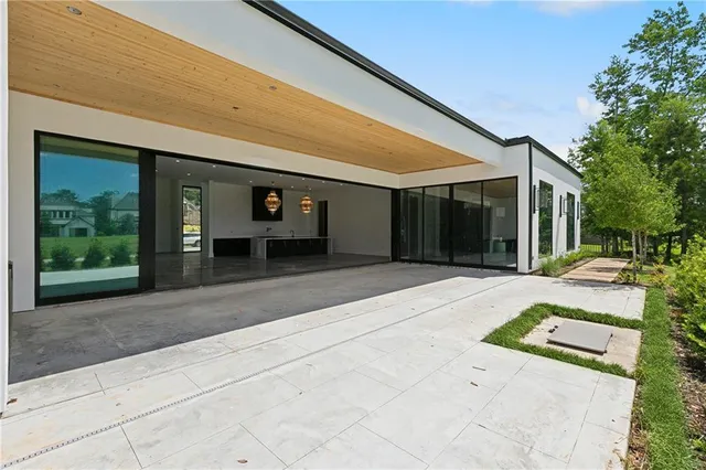 $1,895,000 | 67 Hummingbird Road, Covington, LA 70433