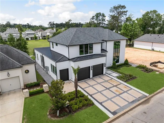 $1,895,000 | 67 Hummingbird Road, Covington, LA 70433
