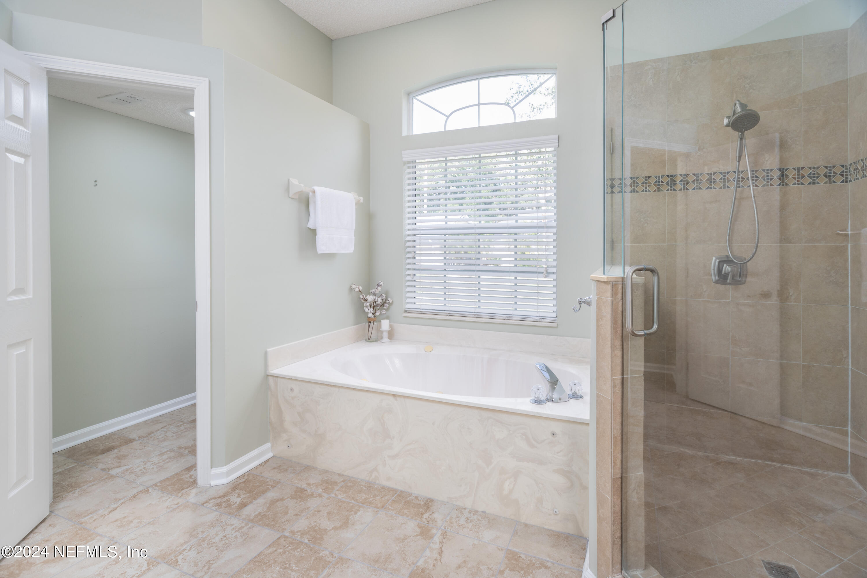2802 Hidden Stagecoach Road Jacksonville, FL 32223 - Photo 13 of 42 Owners bath 3