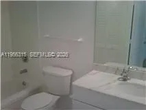 $3,000 | 1200 Brickell Bay Drive, Unit 1612, Miami, FL 33131