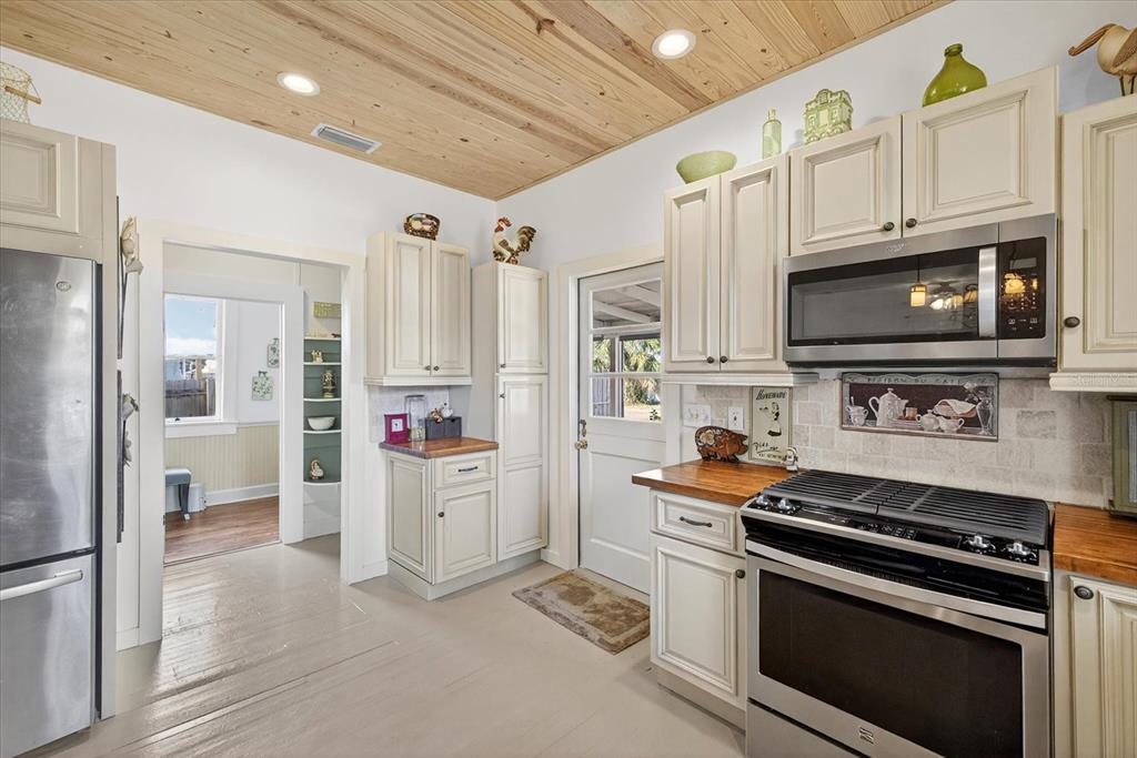 6207 Main Street New Port Richey, FL 34653 - Photo 21 of 43