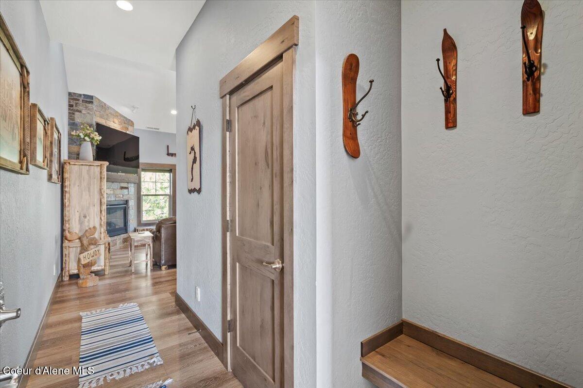 511 Guthrie Place, Unit 503 Dover, ID 83825 - Photo 16 of 58 16-Foyer
