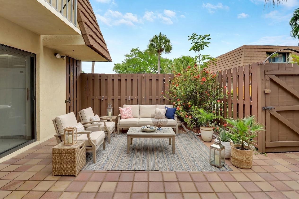 825 Center Street, Unit 49C Jupiter, FL 33458 - Photo 6 of 62 collov-ai_20260601165932_tp8i7o