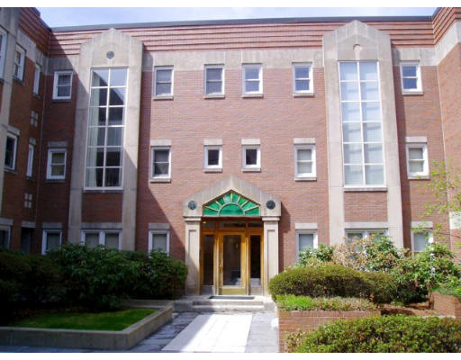 28 Parkman Street, Unit 2 Brookline, MA 02446 - Photo 1 of 8 a front view of a multi story residential apartment building