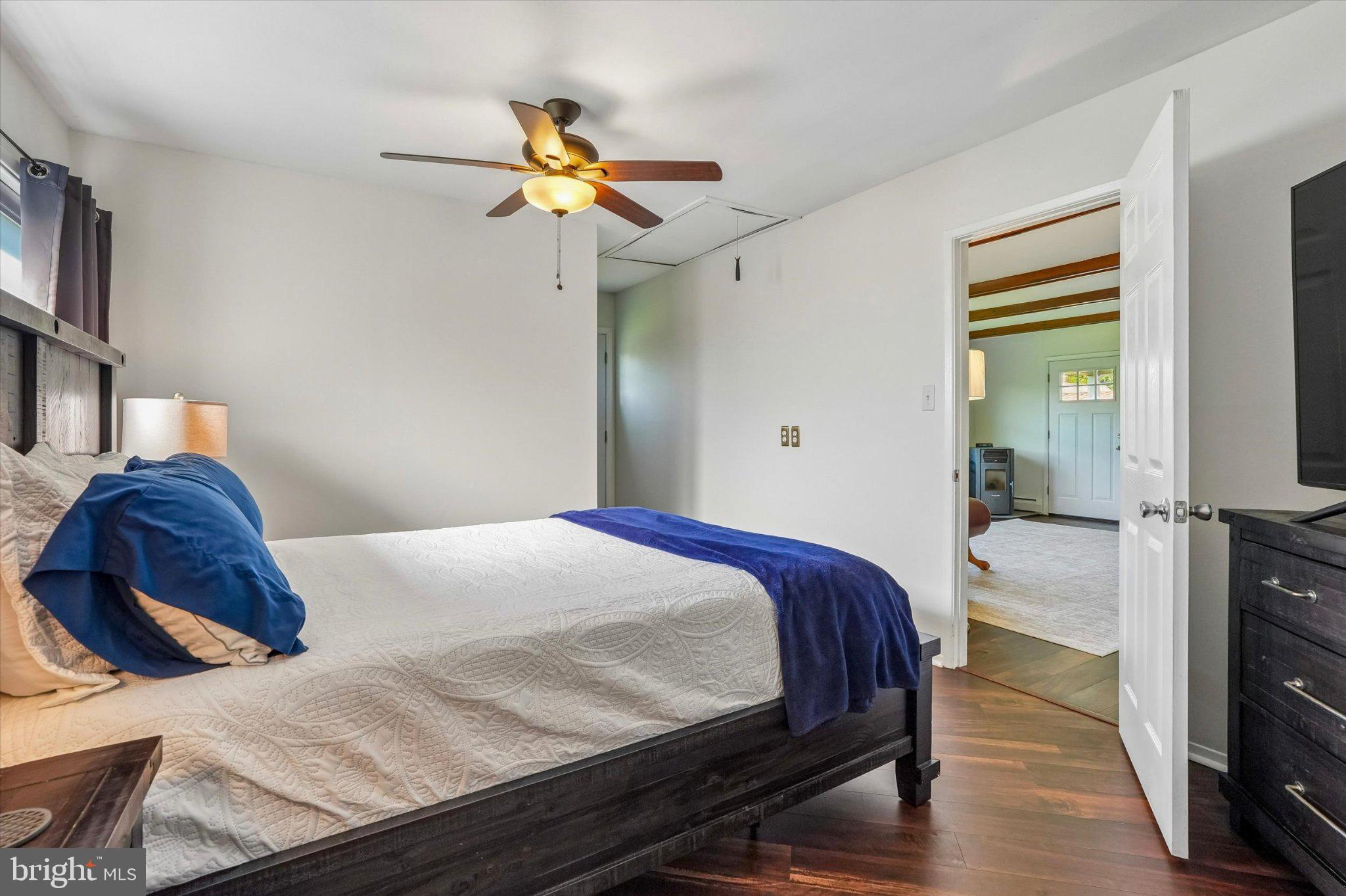 87 Wildflower Road Levittown, PA 19057 - Photo 12 of 24 Primary Bedroom