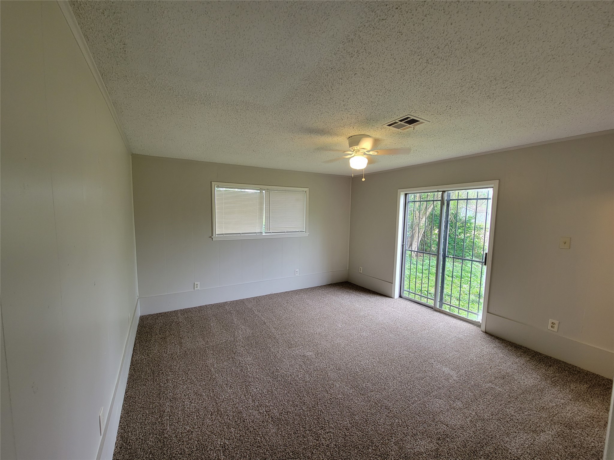 2205 Velma Street La Marque, TX 77568 - Photo 10 of 28