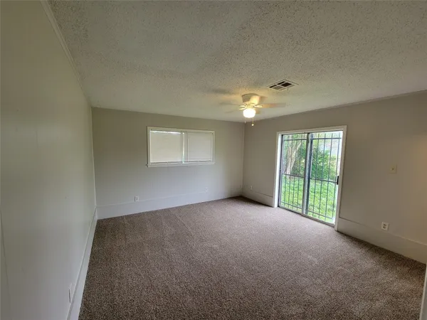 $1,550 | 2205 Velma Street, La Marque, TX 77568