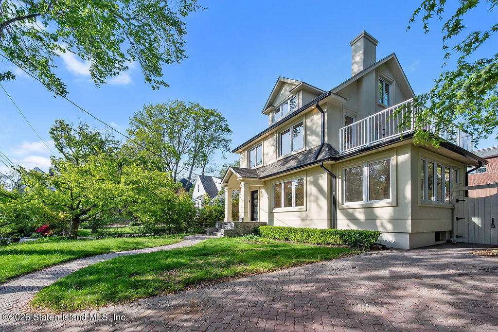55 Wadsworth Road Staten Island, NY 10305 - Photo 4 of 47 55-wadsworth-rd-4