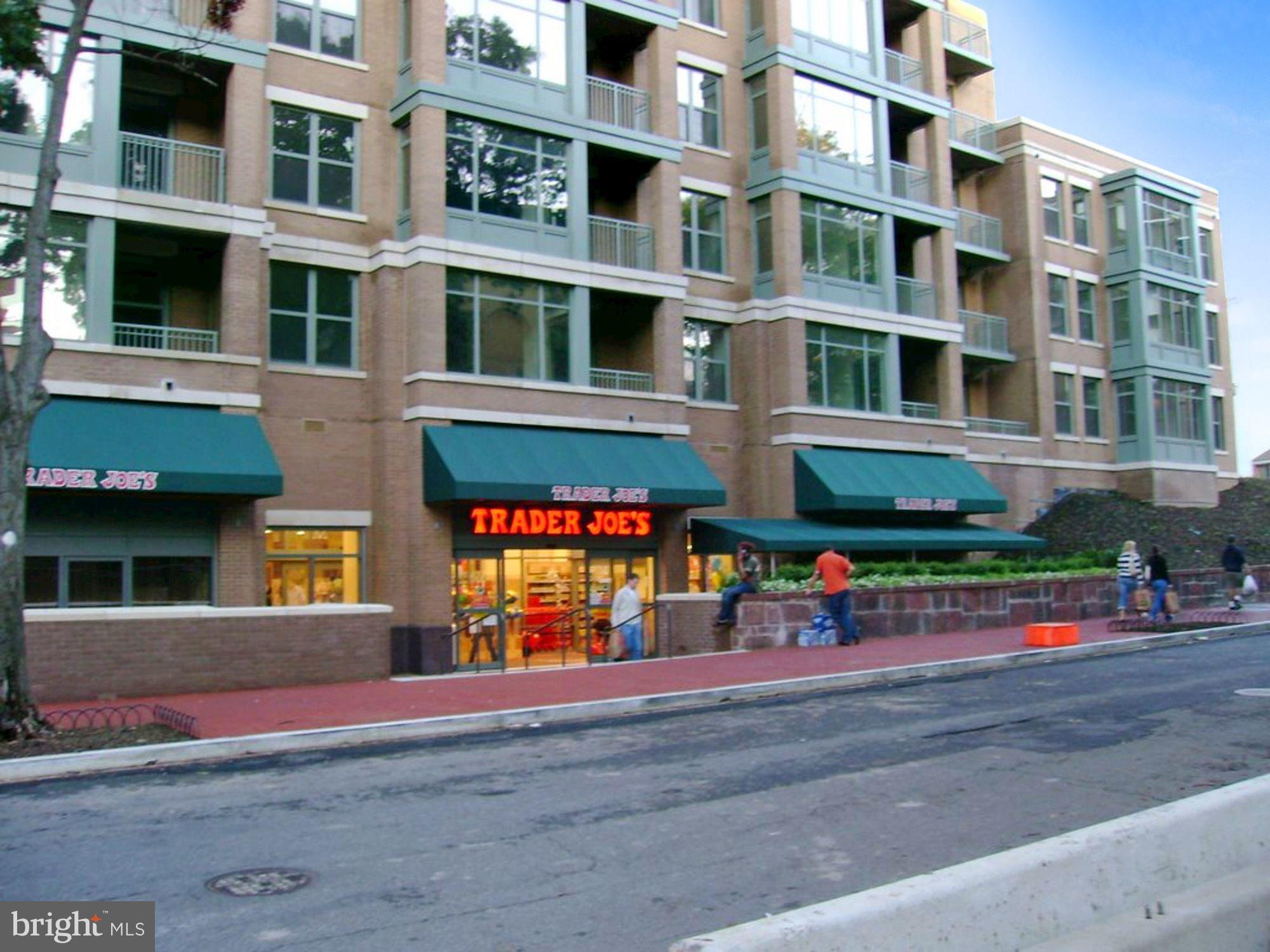 2501 M Street Northwest, Unit 311 Washington, DC 20037 - Photo 22 of 27 a front view of an apartment building