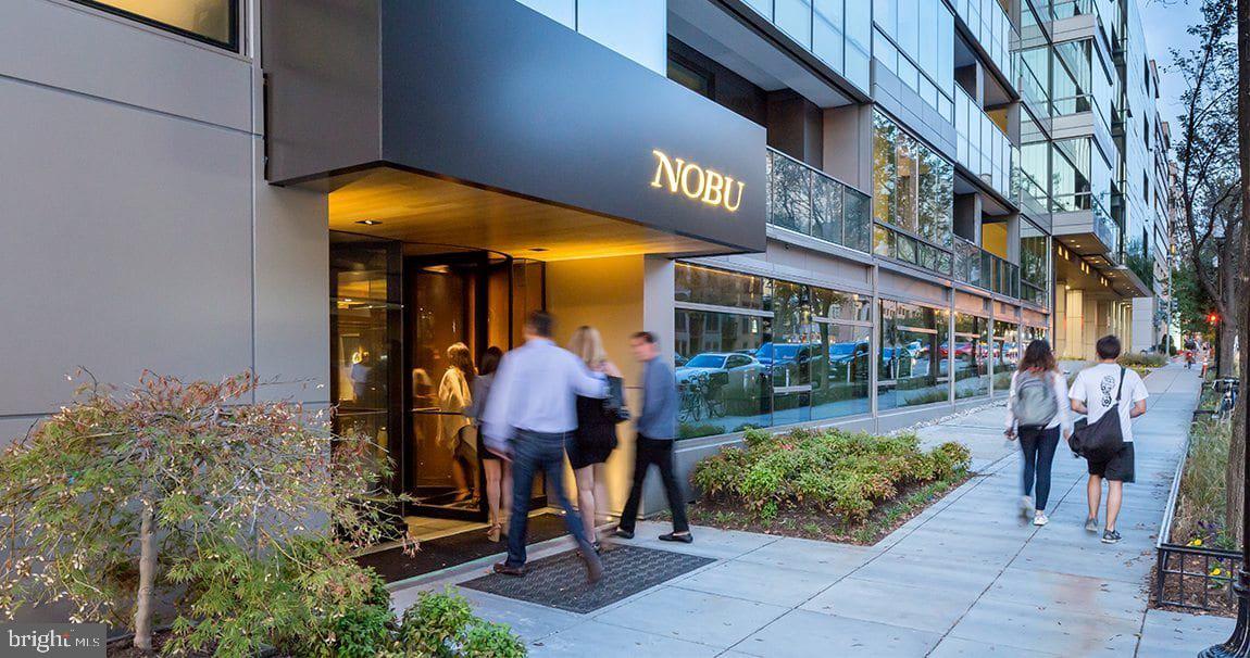 2501 M Street Northwest, Unit 311 Washington, DC 20037 - Photo 23 of 27 a view of a chairs and tables in the patio