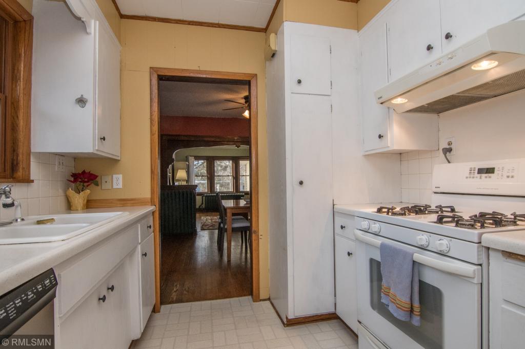 1386 Pascal Street St. Paul, MN 55108 - Photo 13 of 28 Gallery Image 13