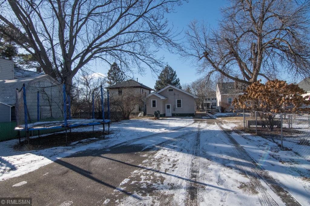 1386 Pascal Street St. Paul, MN 55108 - Photo 26 of 28 Gallery Image 26