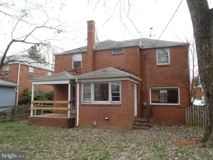 4110 Colonial Road Pikesville, MD 21208 - Photo 13 of 24 Exterior (Rear)