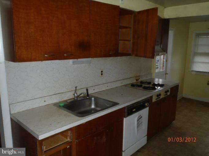 4110 Colonial Road Pikesville, MD 21208 - Photo 14 of 24 Kitchen