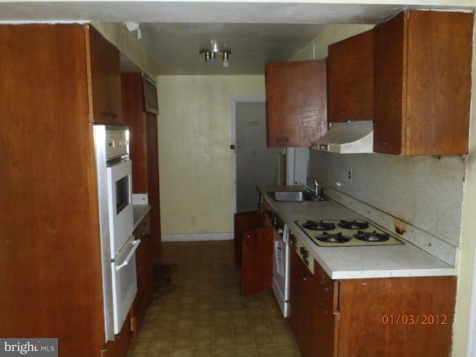 4110 Colonial Road Pikesville, MD 21208 - Photo 8 of 24 Kitchen