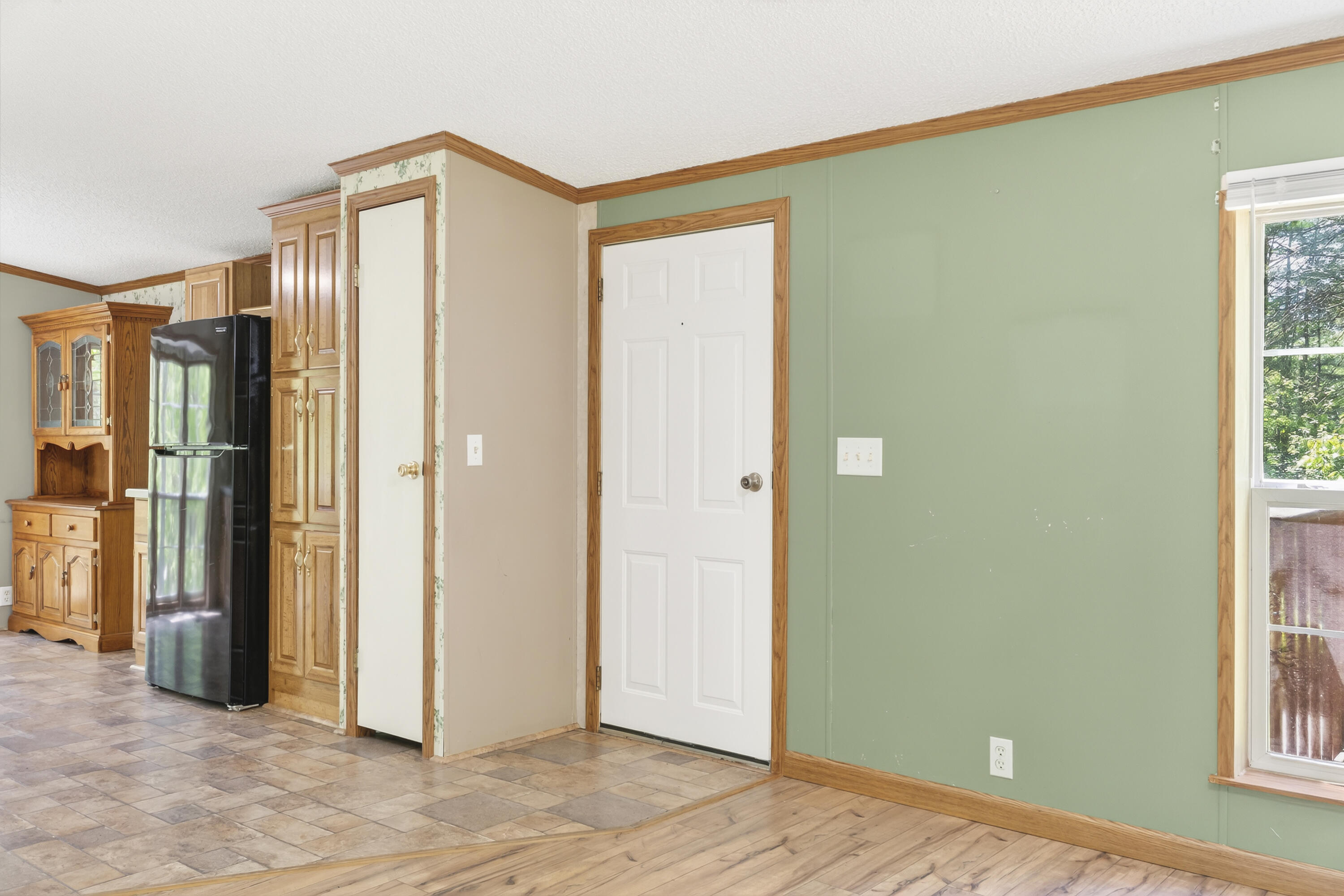 439 Castner Road Waldoboro, ME 04572 - Photo 10 of 50