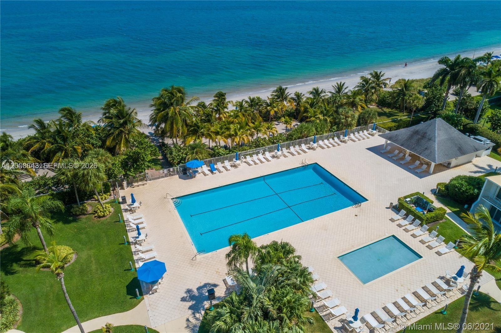 881 Ocean Drive, Unit TH12 Key Biscayne, FL 33149 - Photo 13 of 18