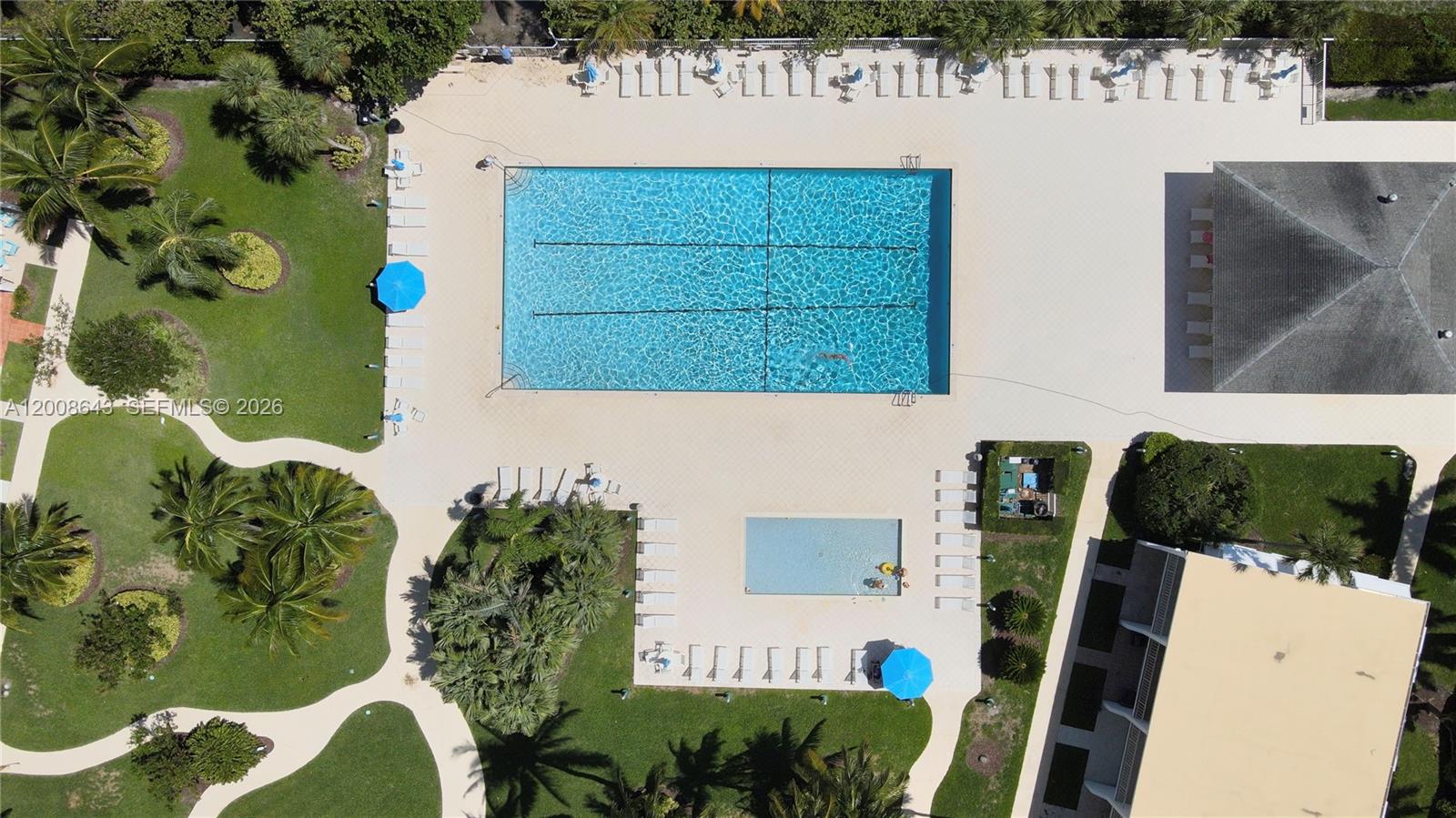 881 Ocean Drive, Unit TH12 Key Biscayne, FL 33149 - Photo 16 of 18