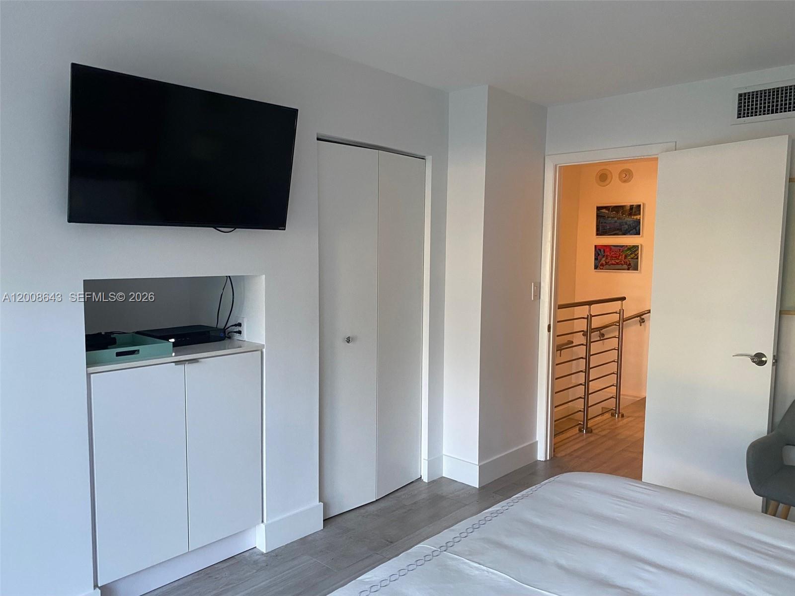 881 Ocean Drive, Unit TH12 Key Biscayne, FL 33149 - Photo 7 of 18