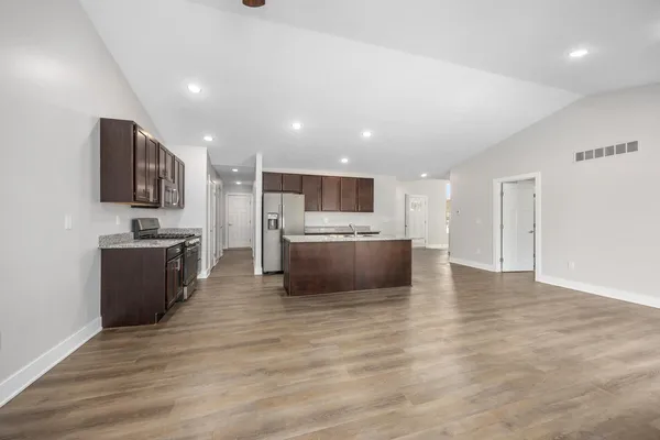 $305,000 | 1368 South Village Circle, Kalamazoo, MI 49009