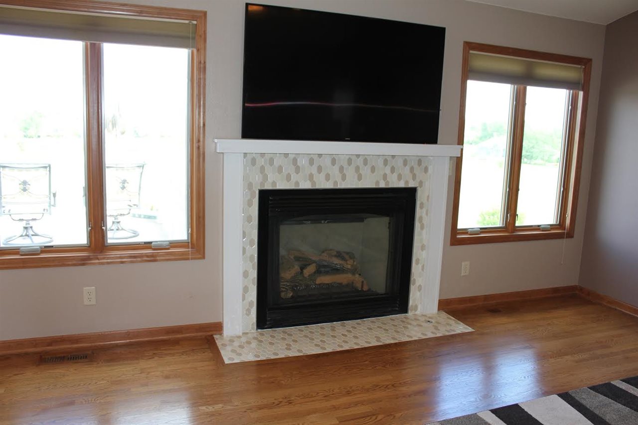 7163 West Ridge Lane Cherry Valley, IL 61016 - Photo 5 of 25 Gallery Image 5