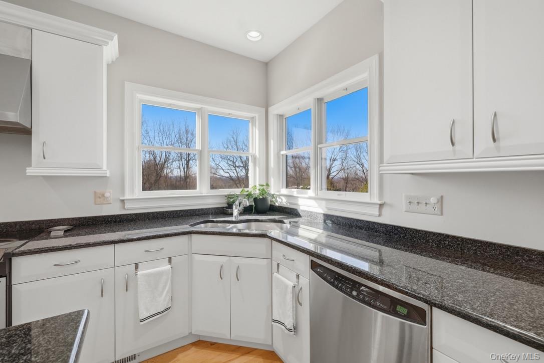 12 Feagles Road Warwick, NY 10990 - Photo 13 of 45 Double windows for natural light overlooking your backyard.