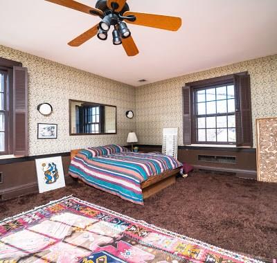 5420 Darlington Road Pittsburgh, PA 15217 - Photo 21 of 25 Another large bedroom with a full bathroom, plenty of storage and built in bookcases on 2 walls. Steam heat keeps the house cozy in winter and whole house A/C keeps it cool in summer.