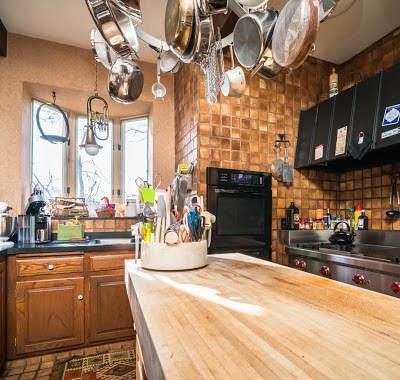 5420 Darlington Road Pittsburgh, PA 15217 - Photo 9 of 25 The cooking area has all top of the line applicances, 2 sinks with disposals, plenty of natural light and excellent exhaust fans.