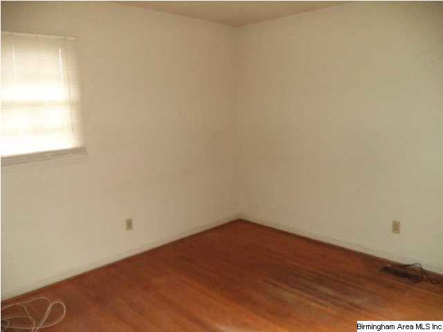 1833 Dorchester Road Birmingham, AL 35210 - Photo 10 of 12