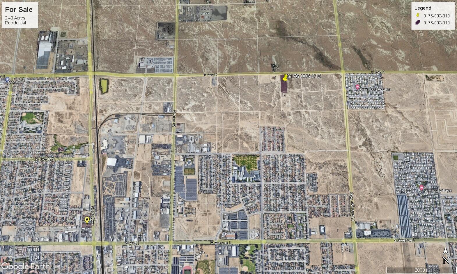 Challenger Way Lancaster, CA 93535 - Photo 4 of 6 view of a bathroom