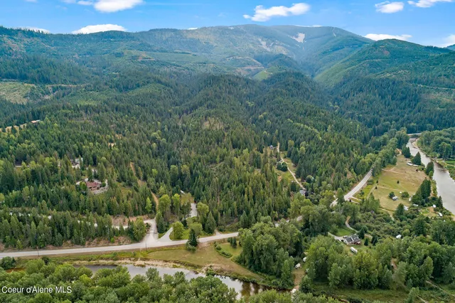 $2,500,000 | 9076 Coeur D'Alene River Road, Kingston, ID 83839