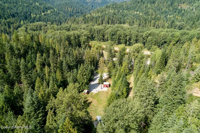 $2,500,000 | 9076 Coeur D'Alene River Road, Kingston, ID 83839