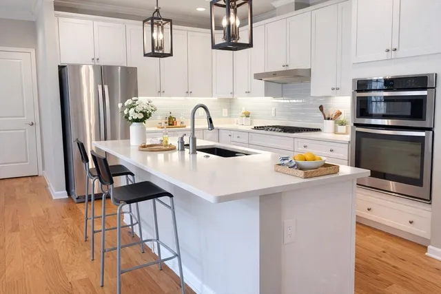 $4,800 | 198 Stonehaven Drive, Weymouth, MA 02190