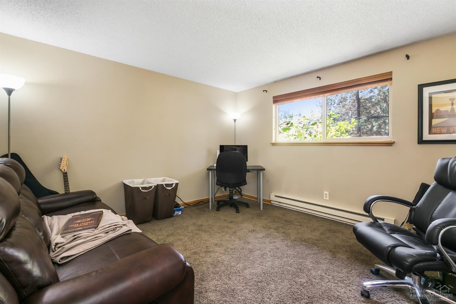 20432 Rae Road Bend, OR 97702 - Photo 11 of 21 Additional Photo