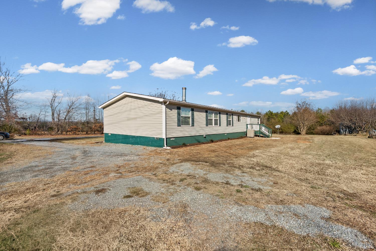 13116 Brookneal Highway Gladys, VA 24554 - Photo 24 of 34 a view of a big yard